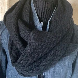 Black scarf